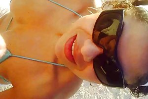 Amatør Blowjobs på stranden porno site foto historier