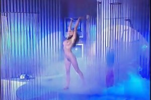 At Grosso Alma lo Moro 80 år af det italienske TV-Striptease porno videoer til at se online