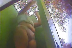 Spy Cam - stranden kabine - Gamle porno på nettet ved et uheld