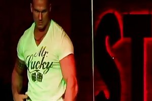 Cedric - Nude canadiske mandlige strippere - hot! se porno fotos damer