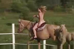 Nudist porno videoer sygeplejerske