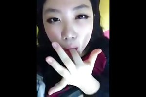 Koreanere teenager Håndsex online pornofilm i bilen