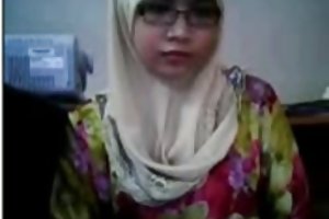 Malay - tudung, depan Cam porno film med skolepiger online