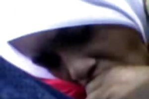 Kuluman tudung kurung år porno videoer