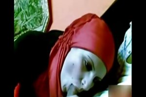 Arabiske pige med røde hijab sutte pik porno videoer kvinder pics