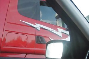 Artie modtager godkendelse blinkende hendes kusse på trucker se gamle tyske porno