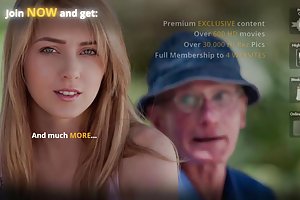 Den hvidhårede gamle mand Fucks en glat flået teenie porno film kuni online