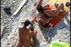 Stranden på stranden pikaper porno videoer til at se online